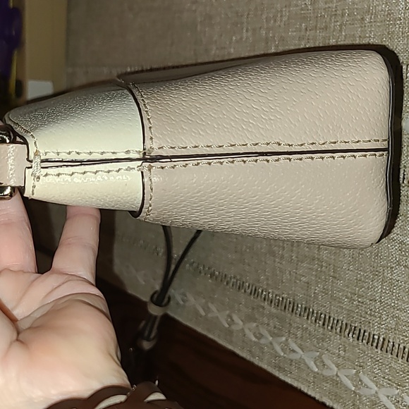 EUC Kate Spade Crossbody Hip Bag - Picture 4 of 11